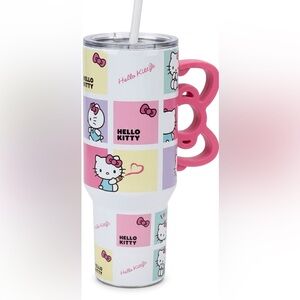 NWT Hello Kitty Tumbler with Pink Bow Handle and Straw